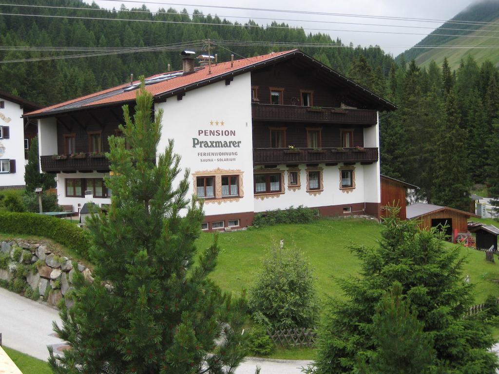 Sankt Sigmund im Sellrain Pension Praxmarer מראה חיצוני תמונה