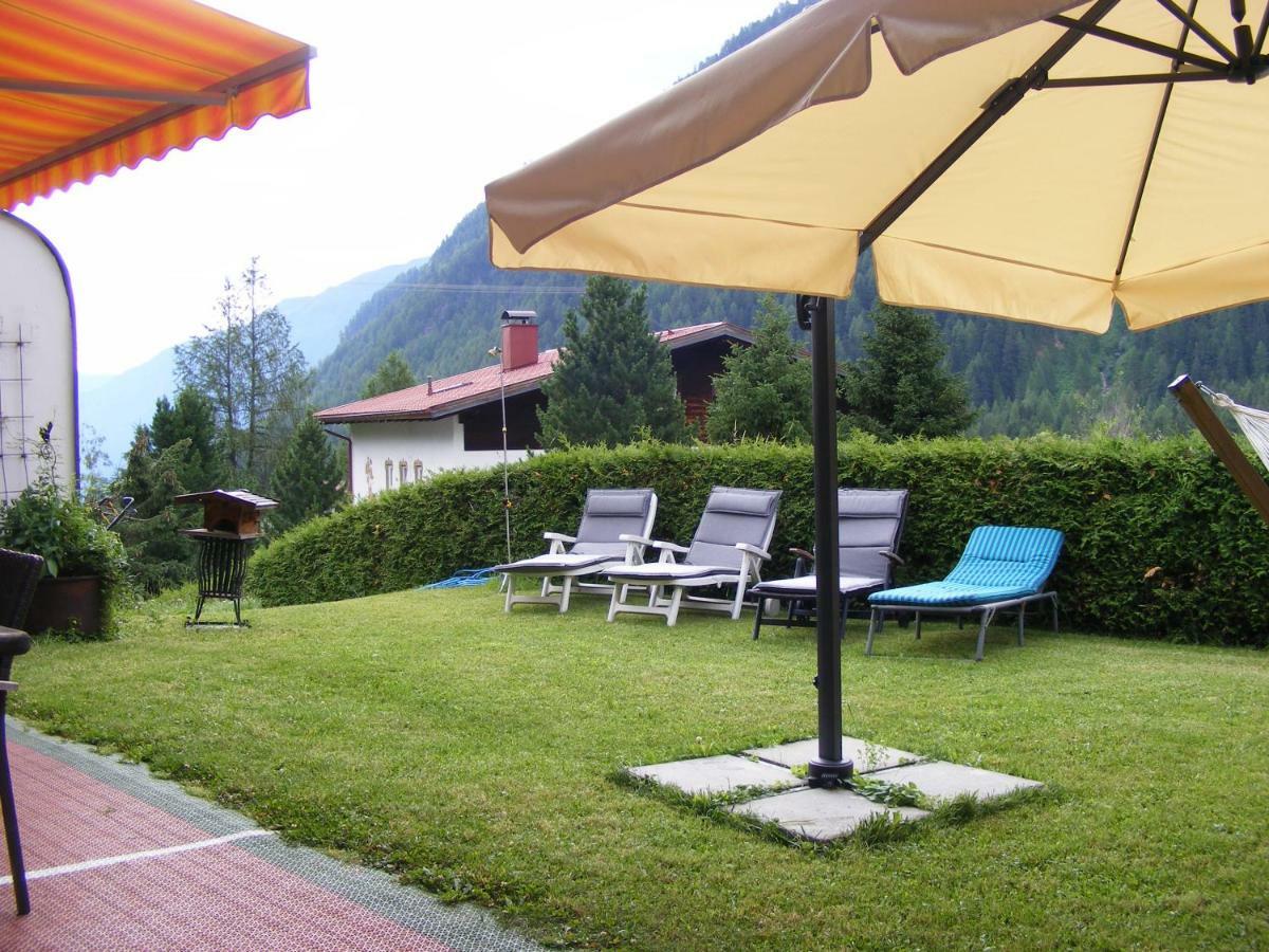 Sankt Sigmund im Sellrain Pension Praxmarer מראה חיצוני תמונה